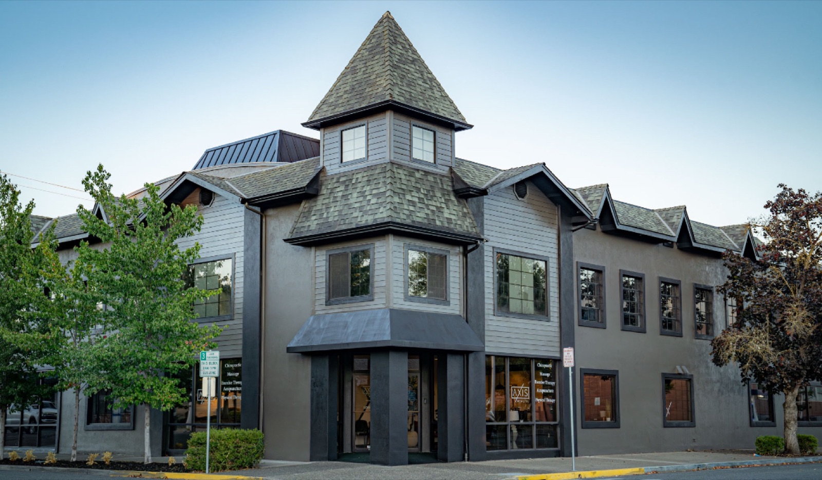 The Axis Health building at 5th and I Street in downtown Grants Pass